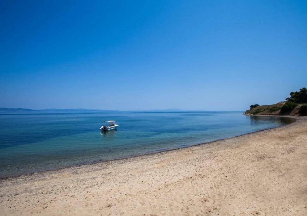 Cozy Cliff House Villa Néa Potídea Kültér fotó